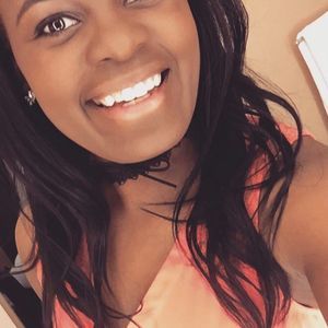 Meet your Posher, Toni